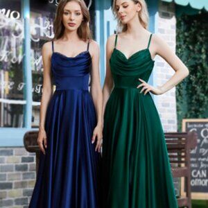 Beautiful Brand New -Never Jadore Worn Size 16 Emerald Floor Length Dress